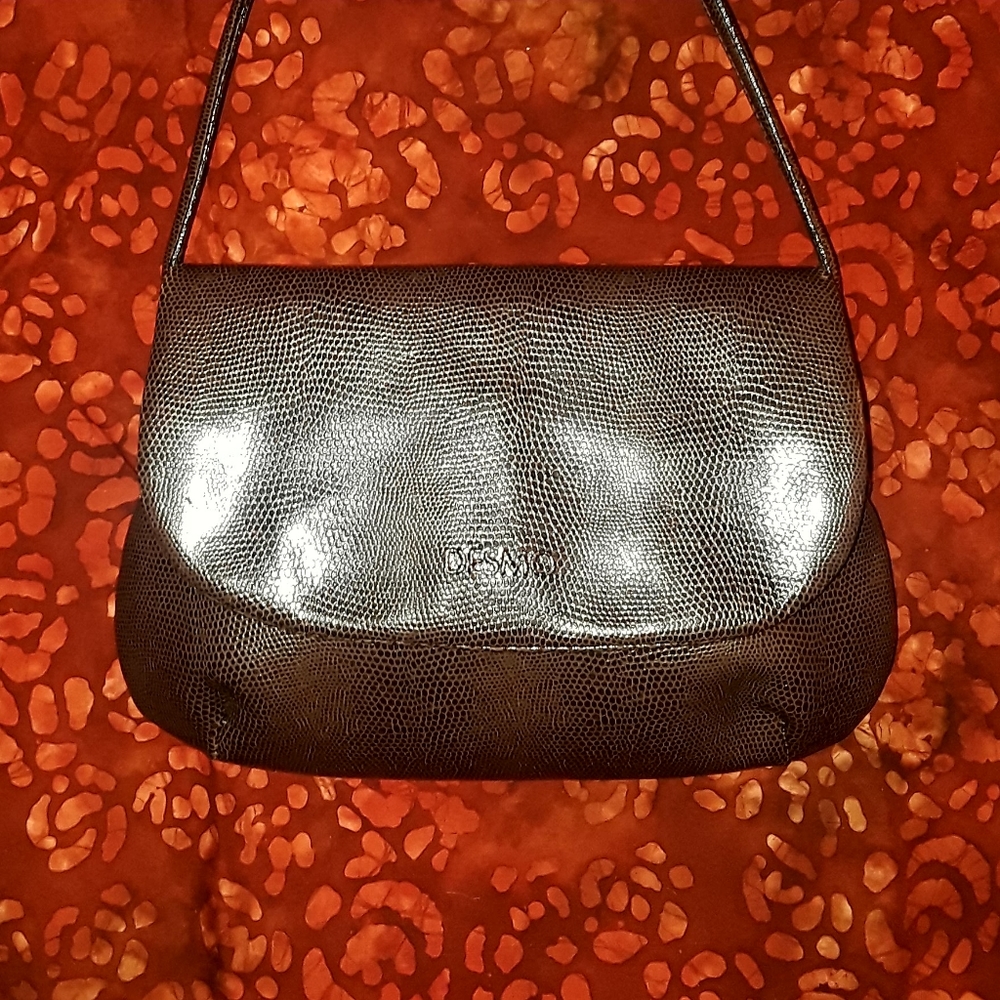 Desmo Handbag